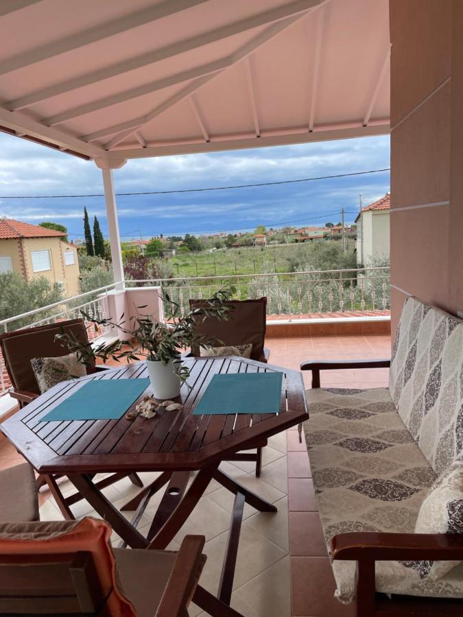 Seaside House Villa Karianí Eksteriør bilde